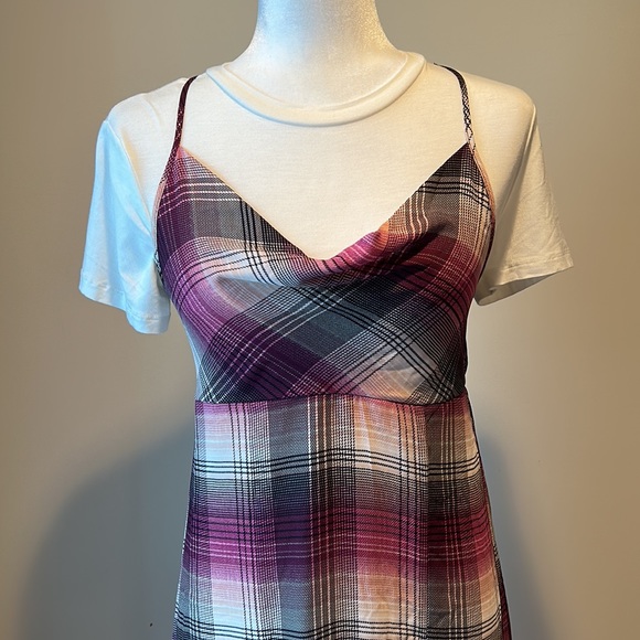 Junior Two Piece Dress - Picture 7 of 11